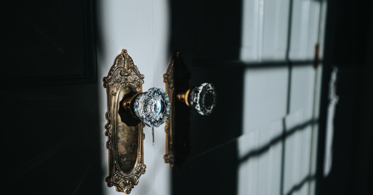 Deadbolt Installation & Upgrade — Manhasset Locksmith