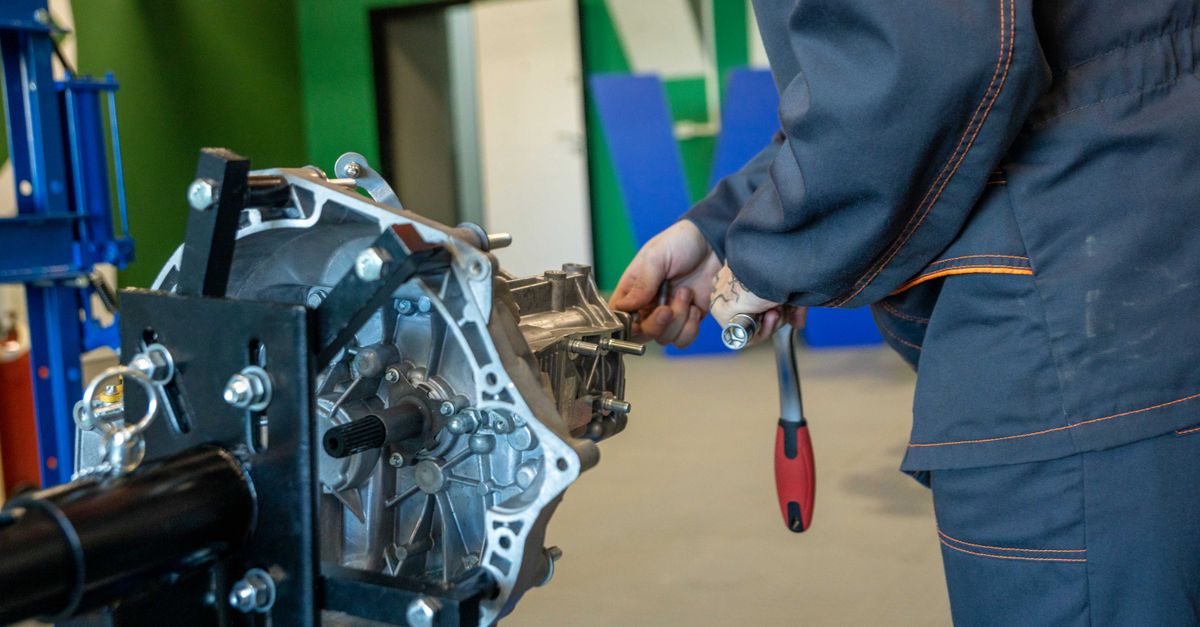 car key cutting machine — Manhasset Locksmith