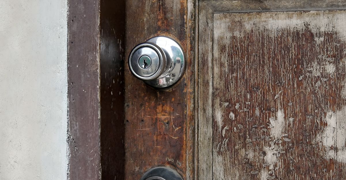 What Triggers the Need for an Emergency Lock Change — Manhasset Locksmith