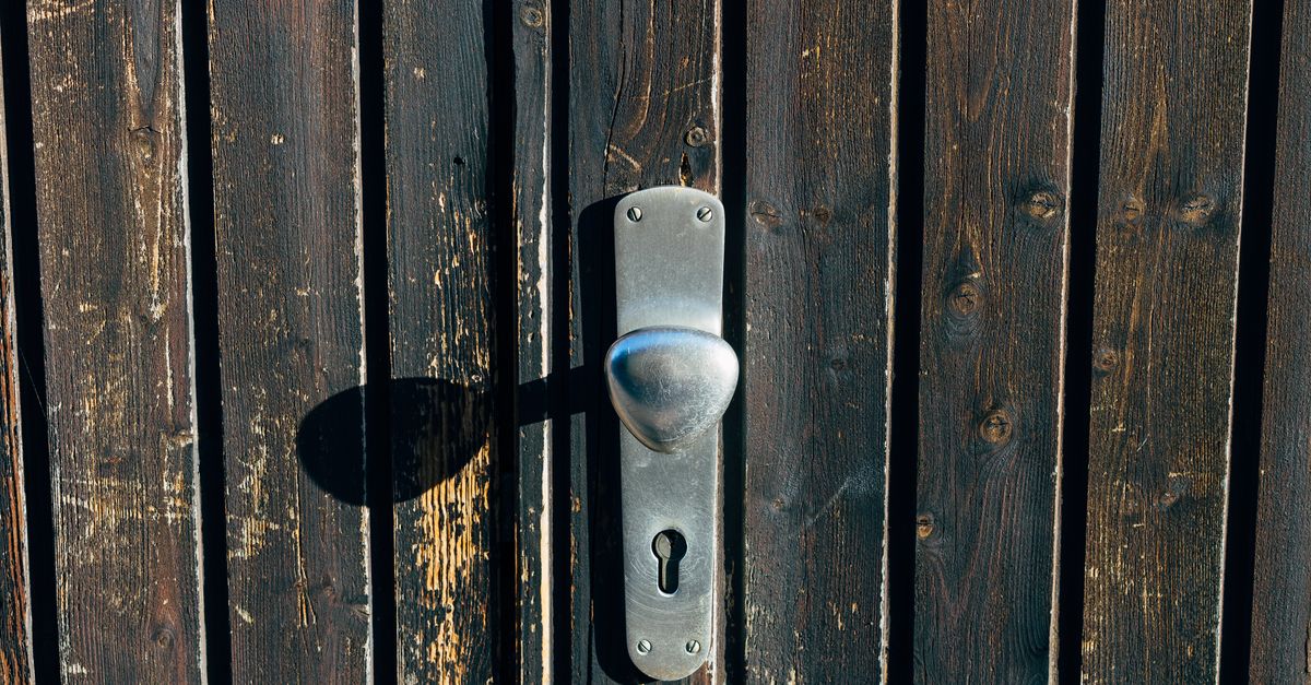Why Deadbolt Installation and Upgrade Decisions Matter More Than People Realize — Manhasset Locksmith